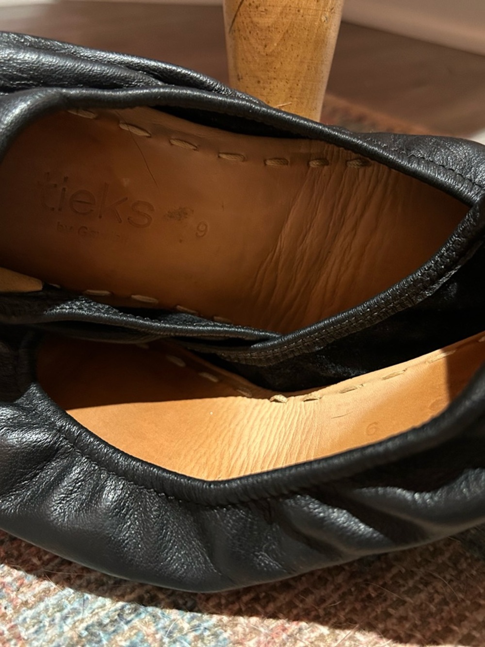 Tieks Black Leather Flats with Teal Accent Tabs - Picture 3 of 4